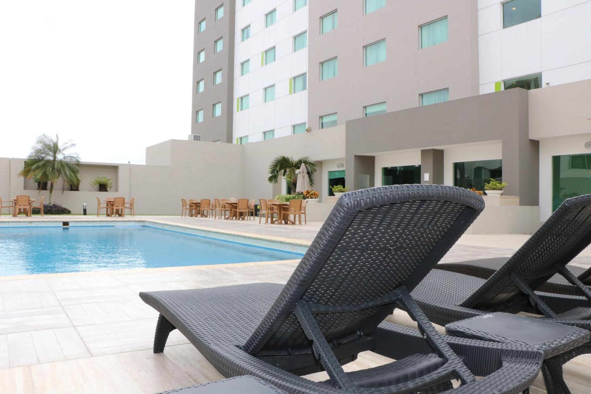 คอร์ตยาร์ด บียาเอร์โมซา ตาบัสโก Hotel วิลลาเฮอโมซา ภายนอก รูปภาพ