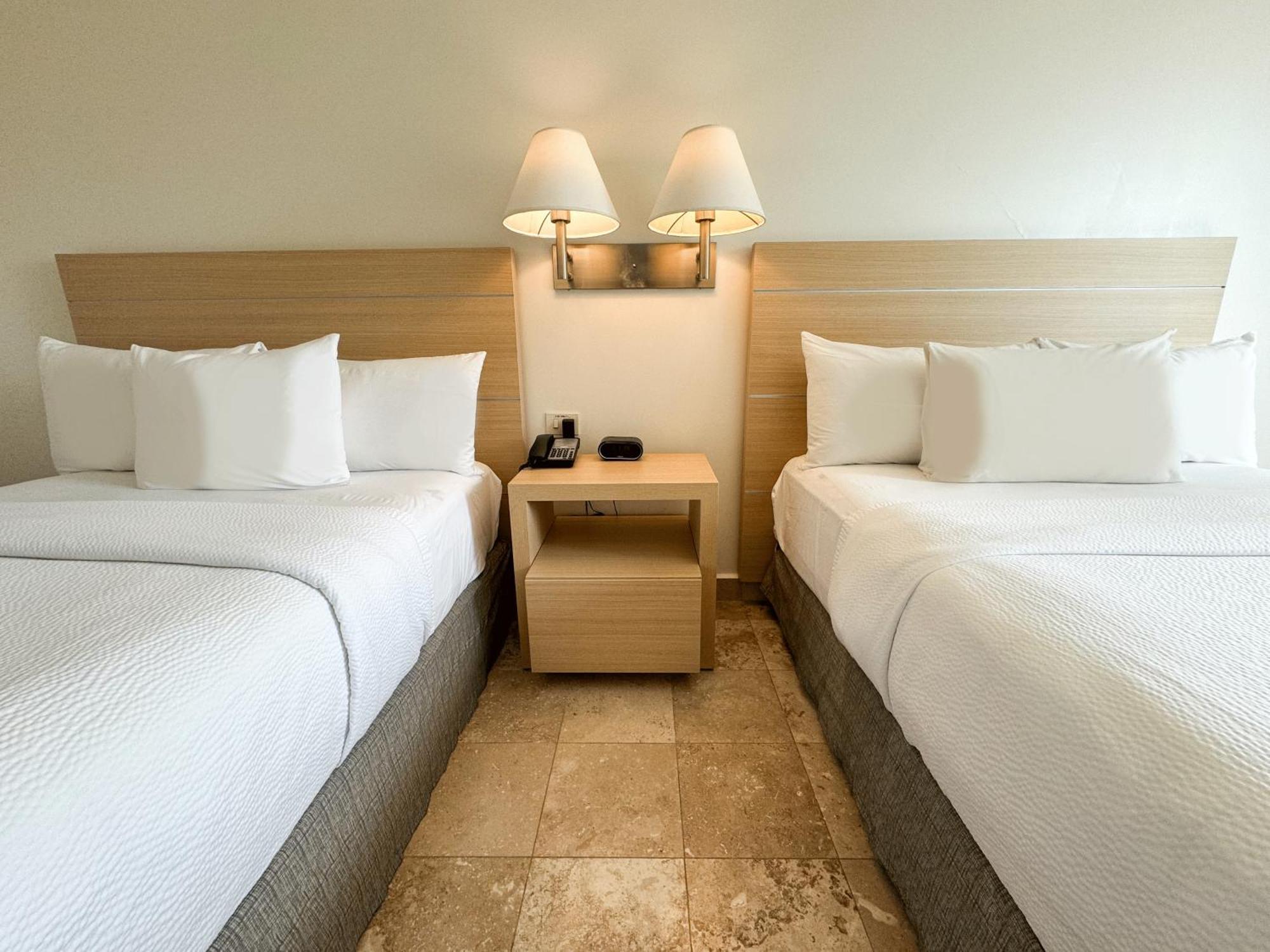 คอร์ตยาร์ด บียาเอร์โมซา ตาบัสโก Hotel วิลลาเฮอโมซา ภายนอก รูปภาพ