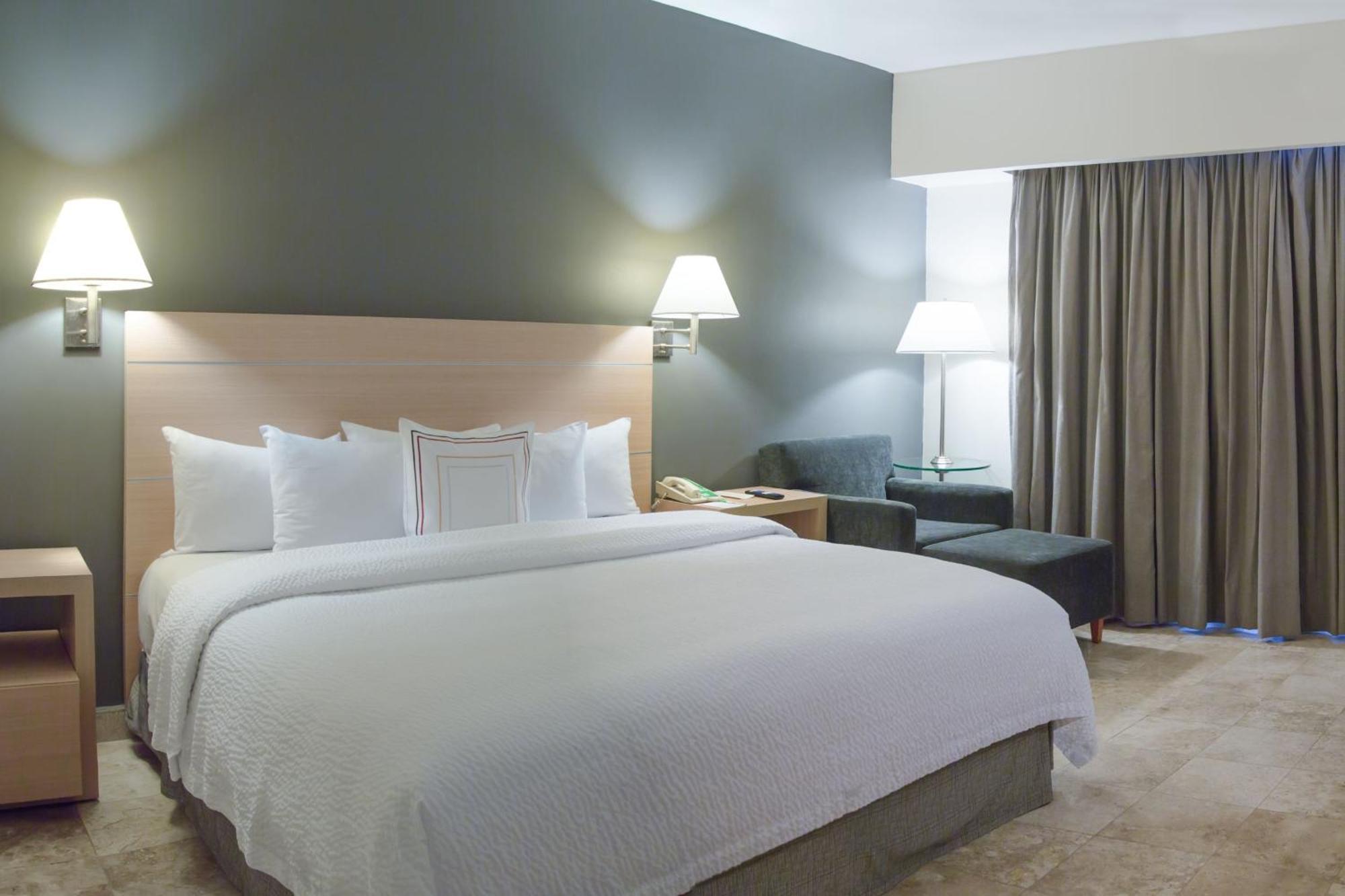 คอร์ตยาร์ด บียาเอร์โมซา ตาบัสโก Hotel วิลลาเฮอโมซา ภายนอก รูปภาพ